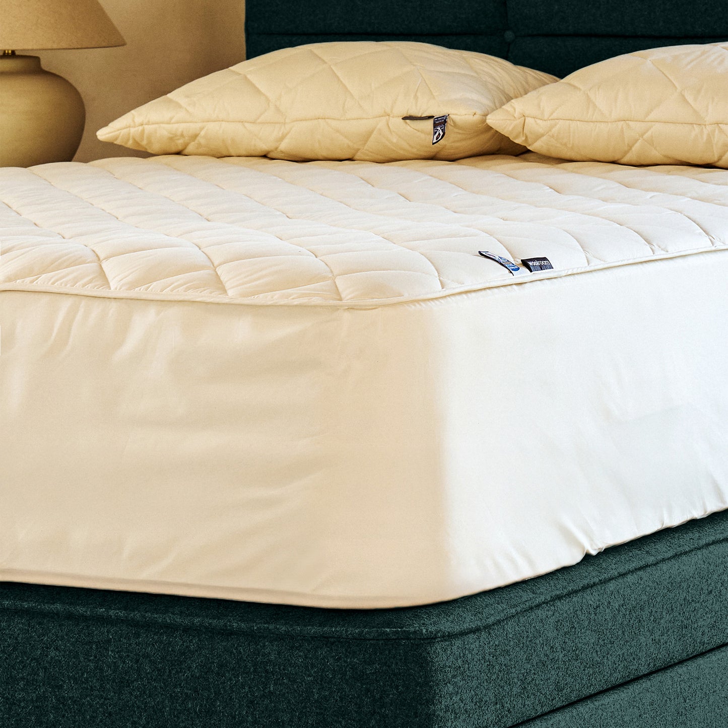 Deluxe Washable Wool Mattress Protector - Extra-Deep Skirt