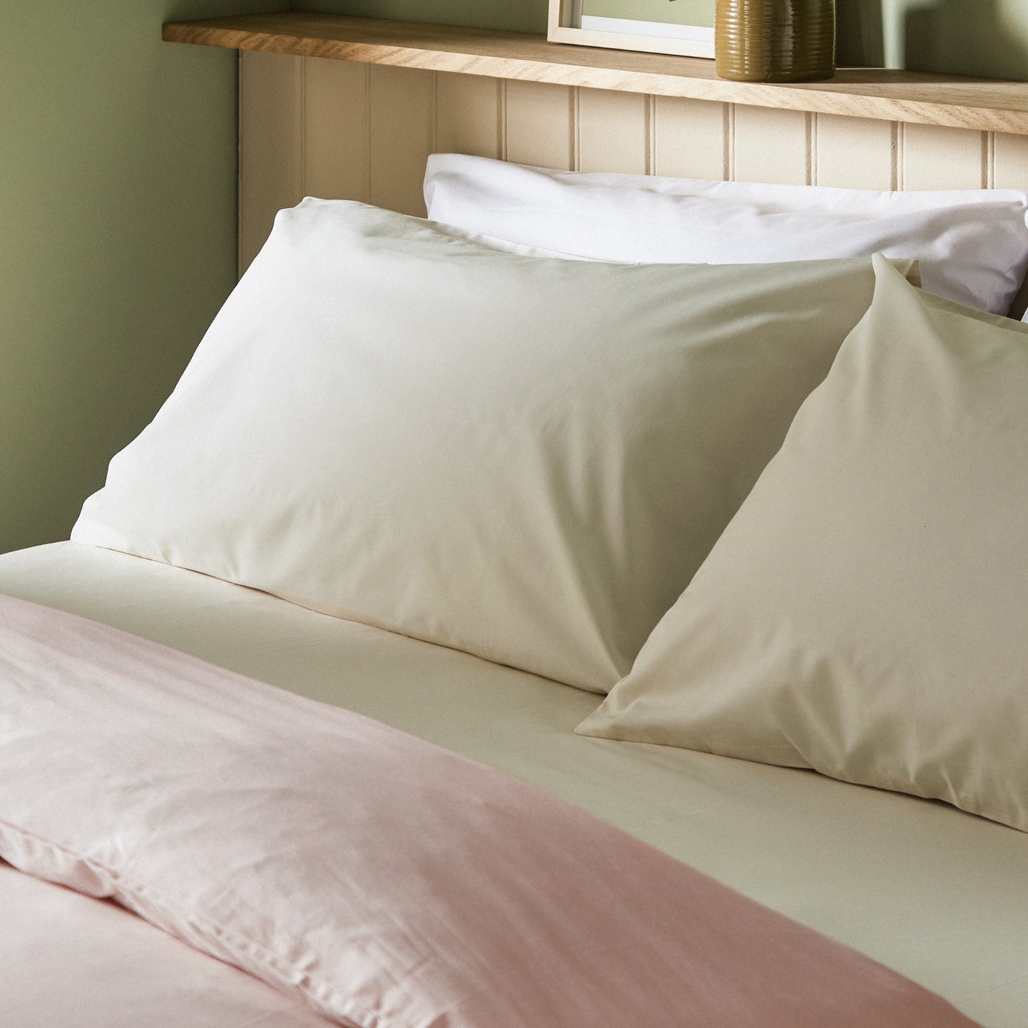 Product image of Custom Arinta Organic Cotton Bed Linen Set by Woolroom – premium organic cotton bedding