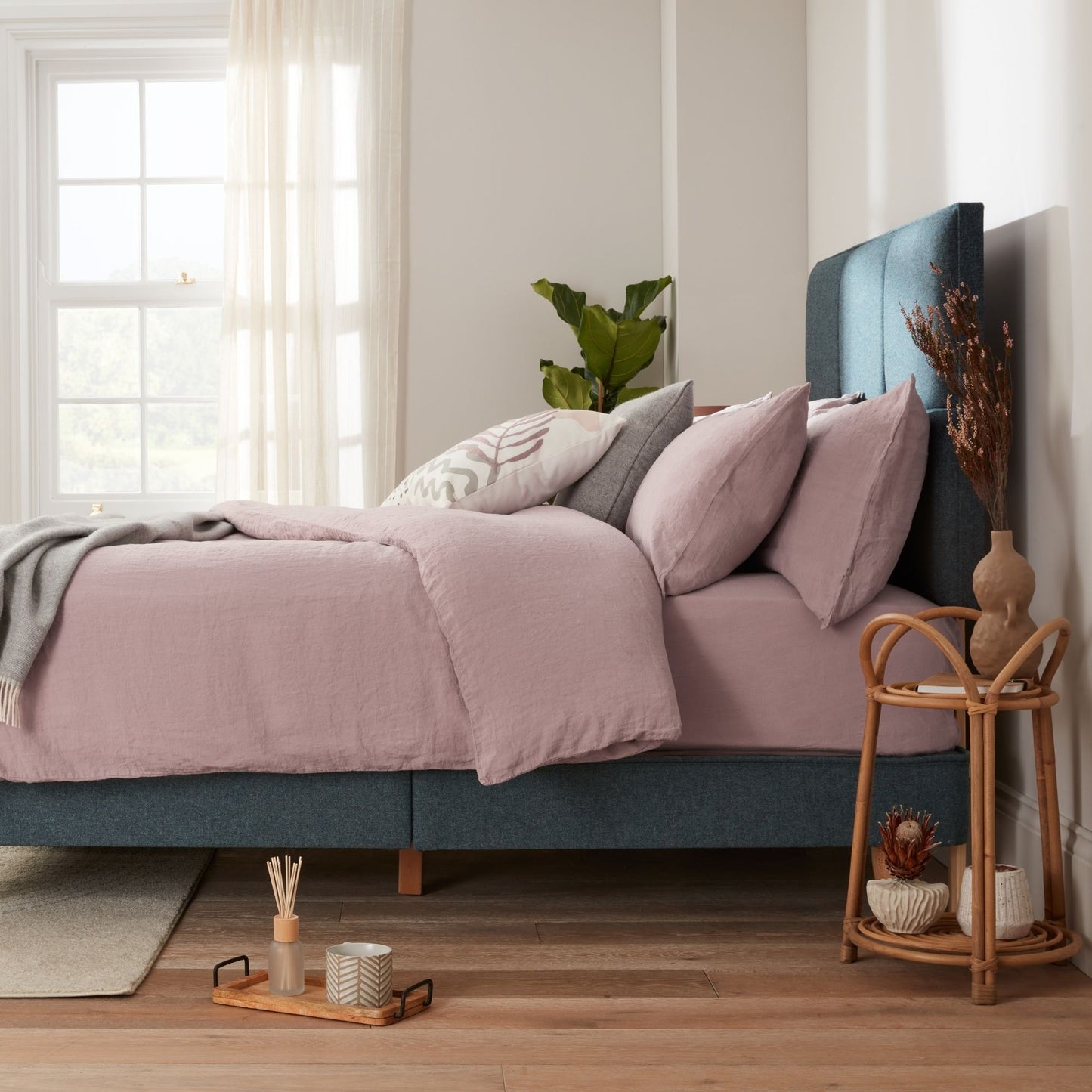 Close-up of Audley Upholstered Divan On Legs - Dark Grey by Woolroom – sustainable divans