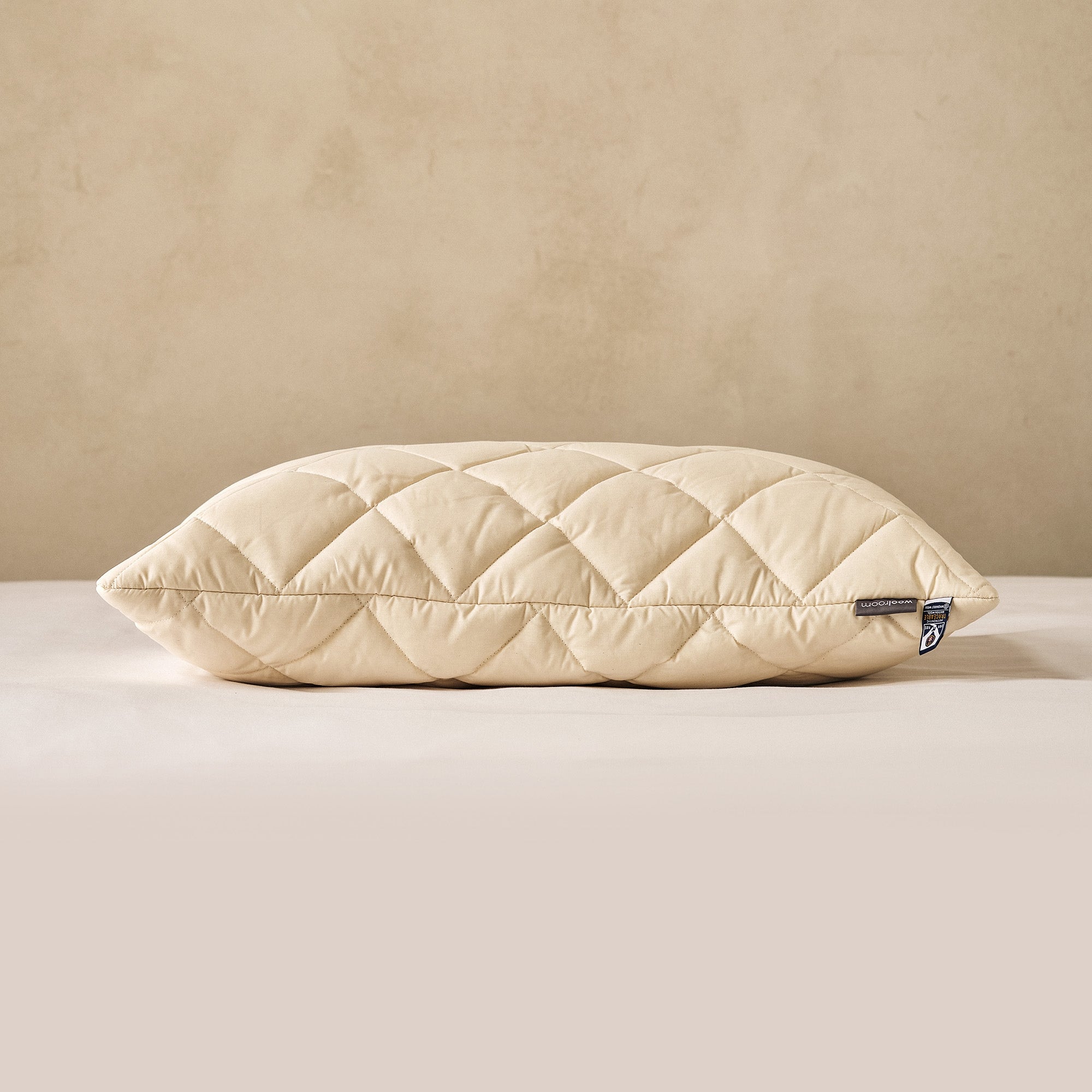 Deluxe Washable Wool Pillow