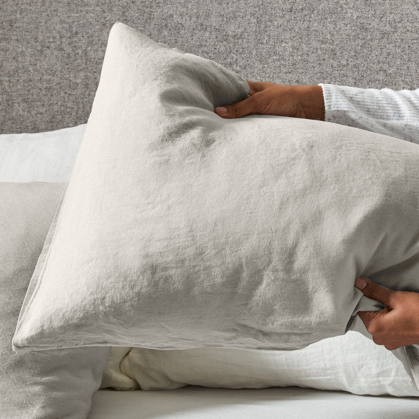 Mariana Linen Blend Pillow Case - Pebble from Woolroom – natural linen for better sleep