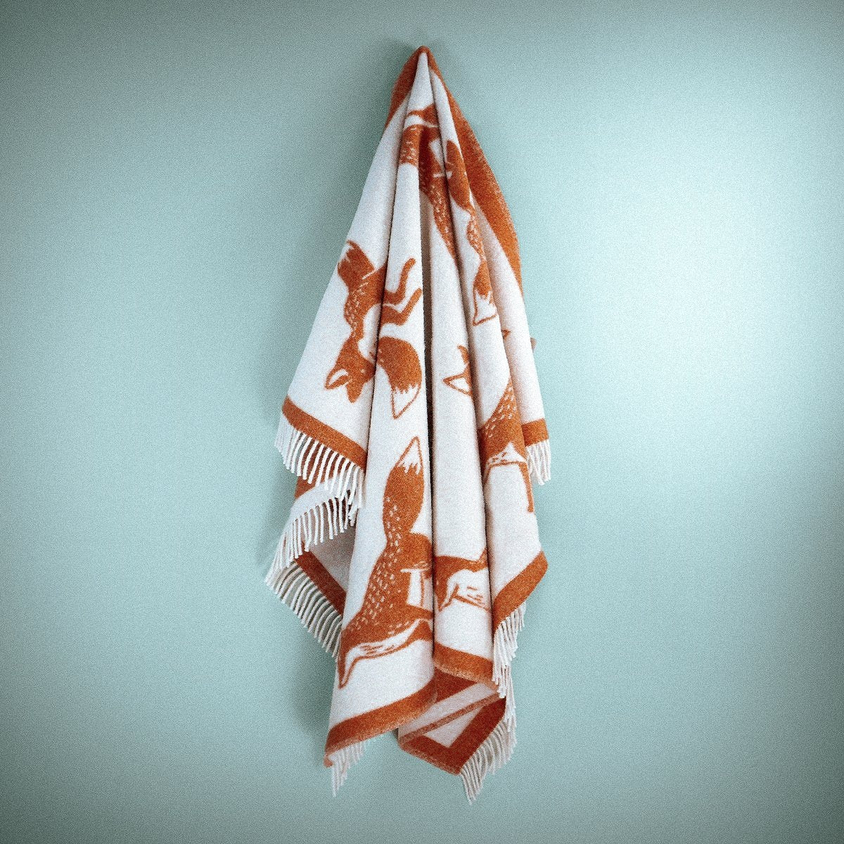 Woolroom Wild and Wool Fox Wool Throw - Rust – crafted from natural materials for comfort