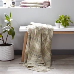 Huntingtower Wool Throw - Fern