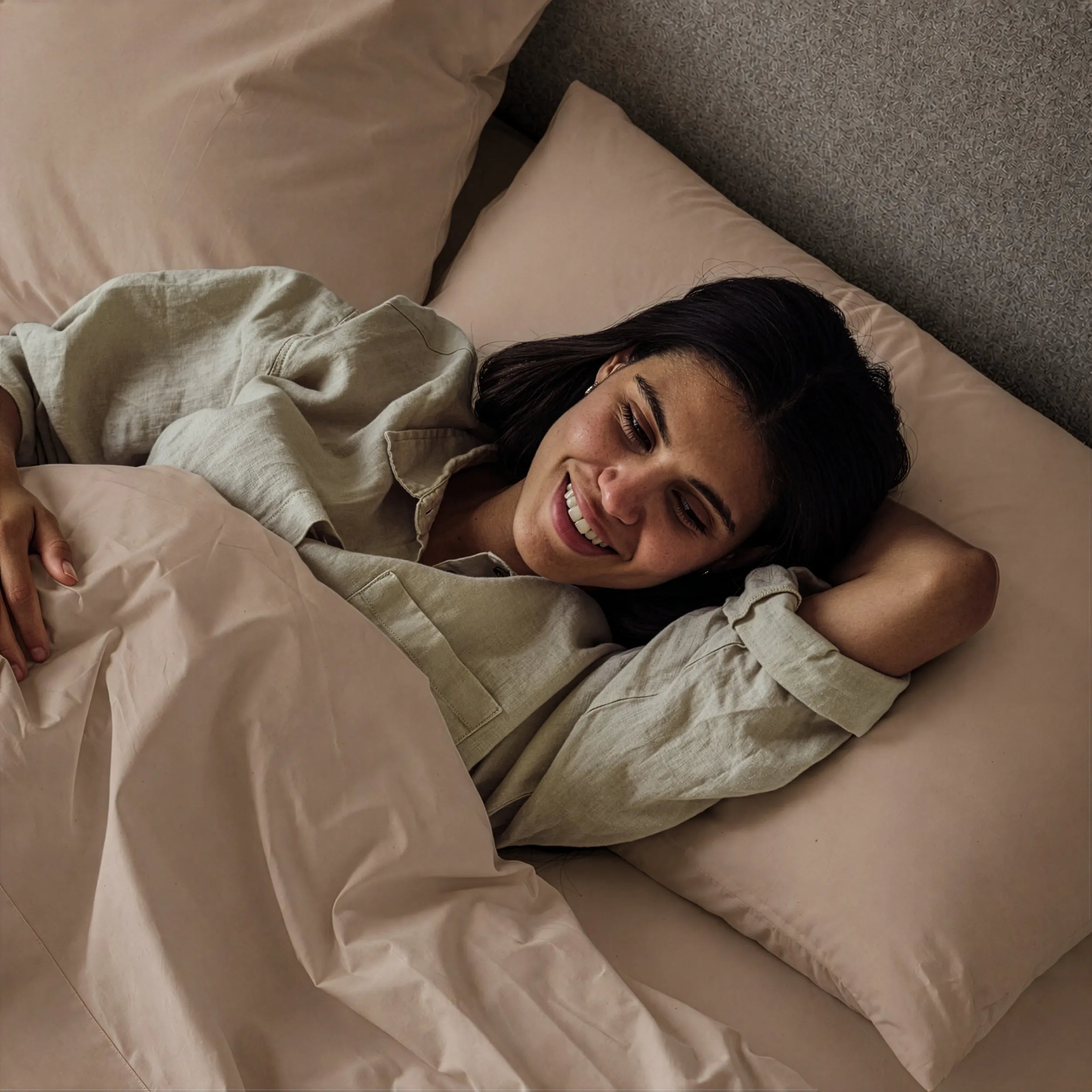 How Woolroom’s Organic Cotton Percale Sheets Keep You Cool All Summer
