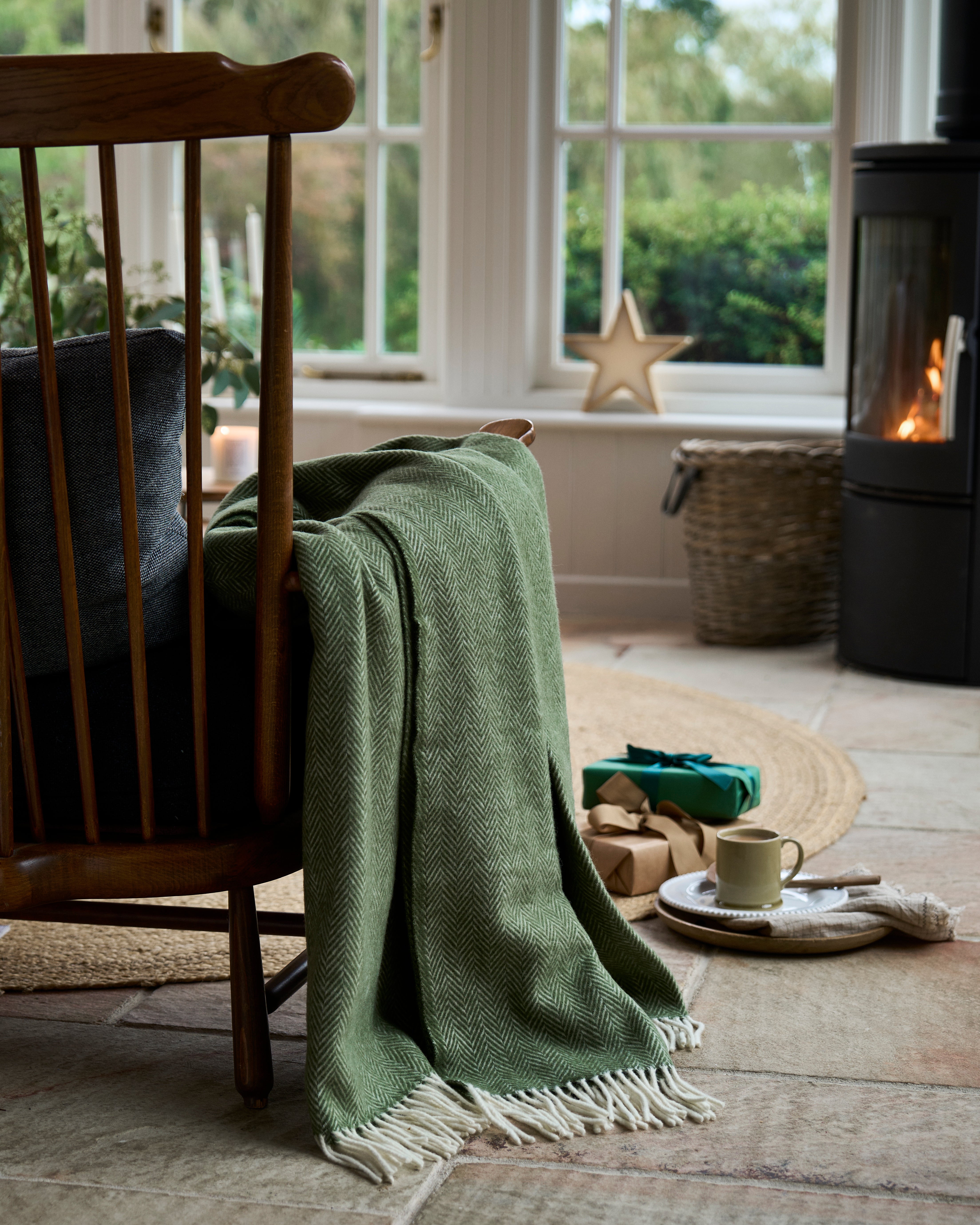 How to Create a Warm Thanksgiving with Wool Bedding and Decor