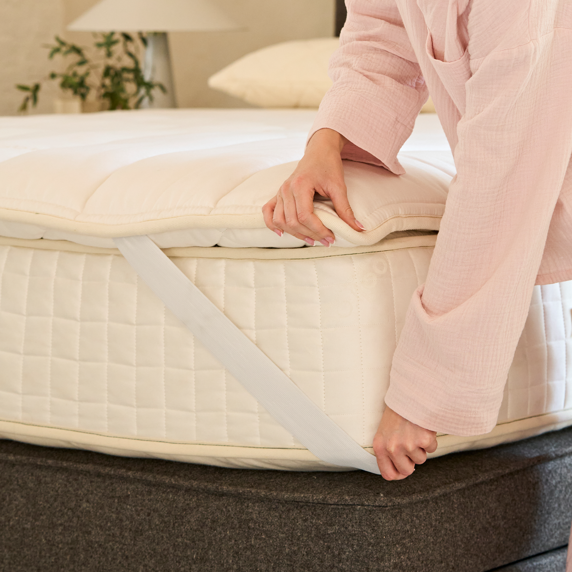 Which Mattress Topper is Better—Wool or Latex?