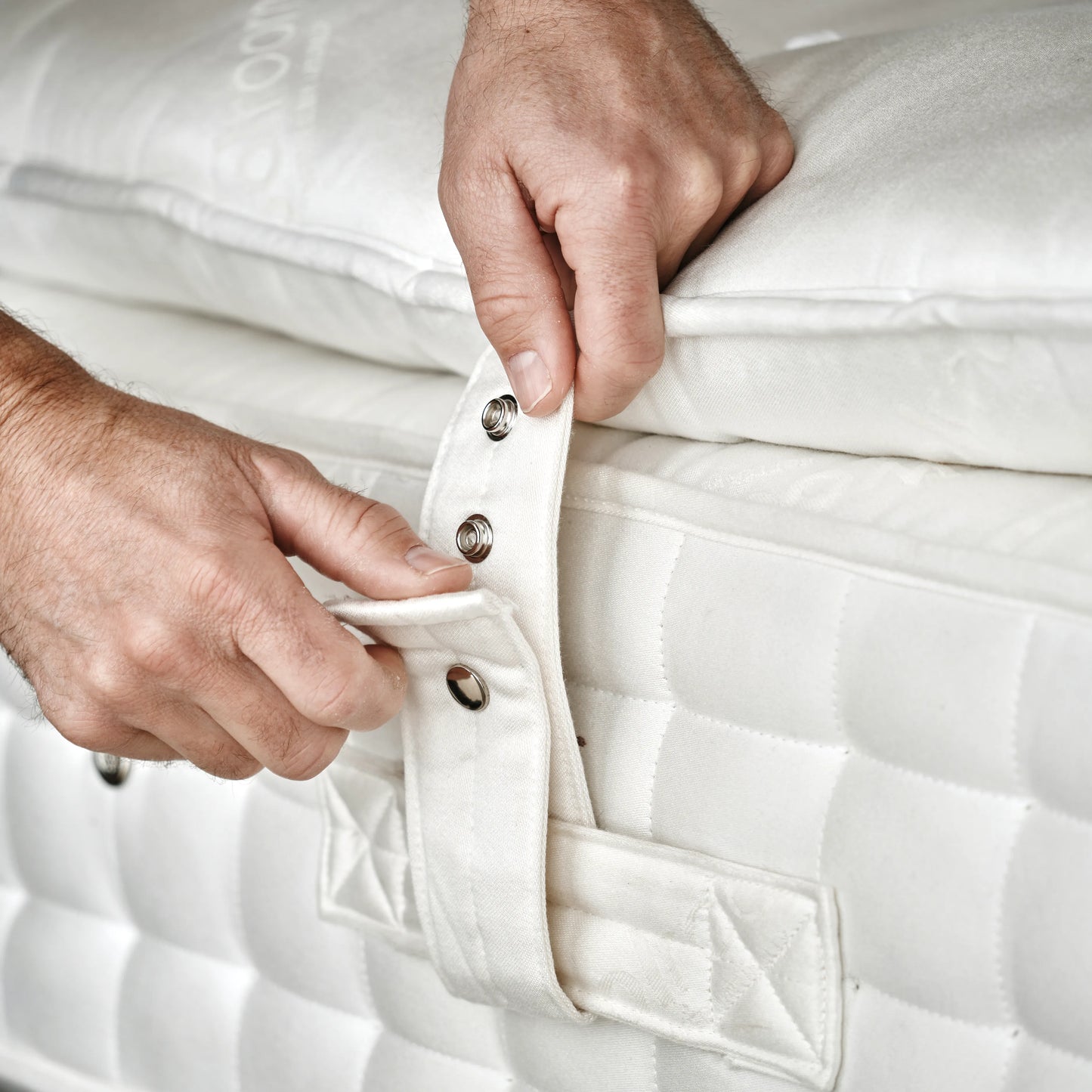Cheviot Latex & Wool Mattress Topper