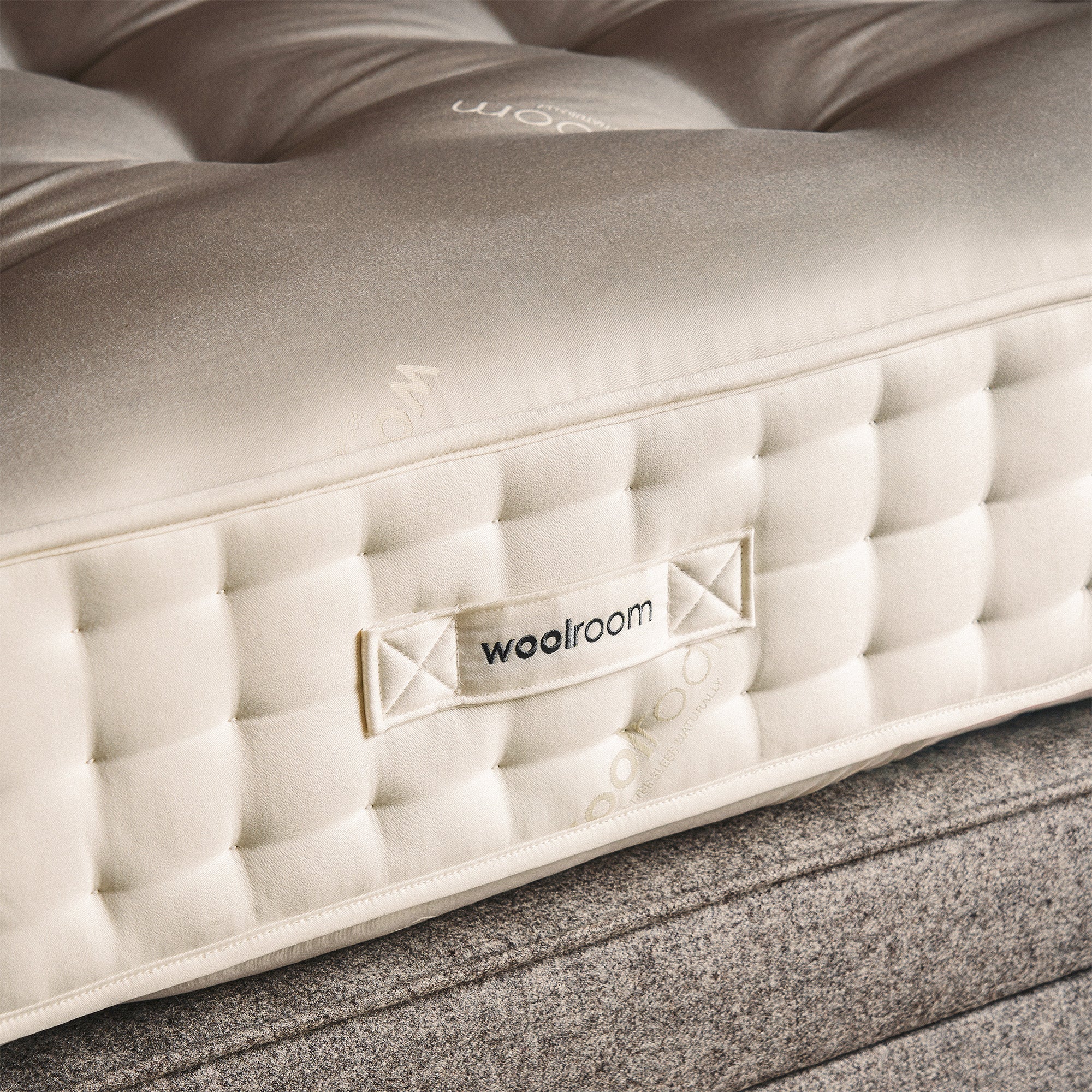 SECONDS Hebridean Wool Mattress, King, Regular Tension