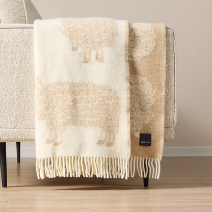 Plaid en laine d'agneau Wild and Wool - Latte