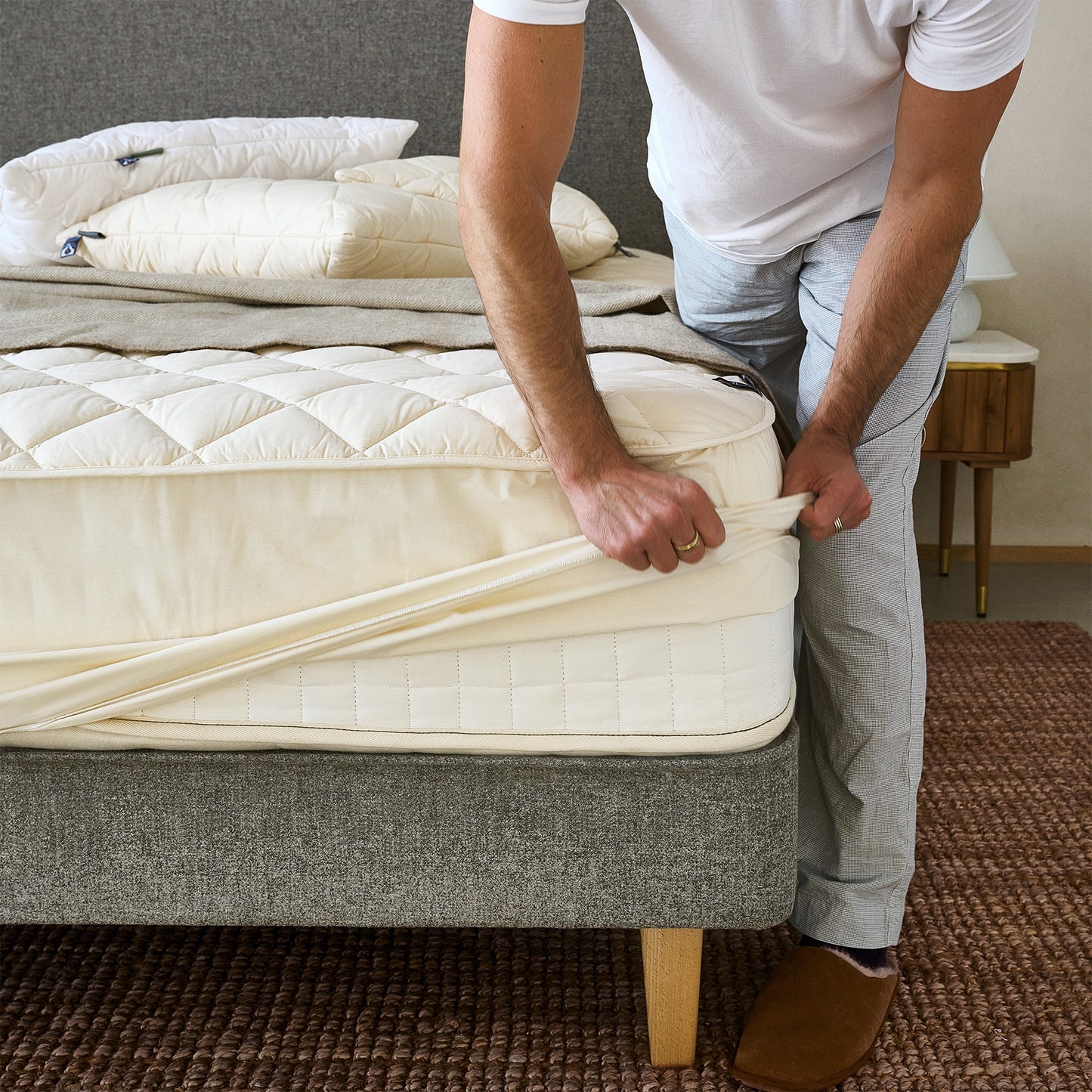 Deluxe Washable Wool Mattress Protector