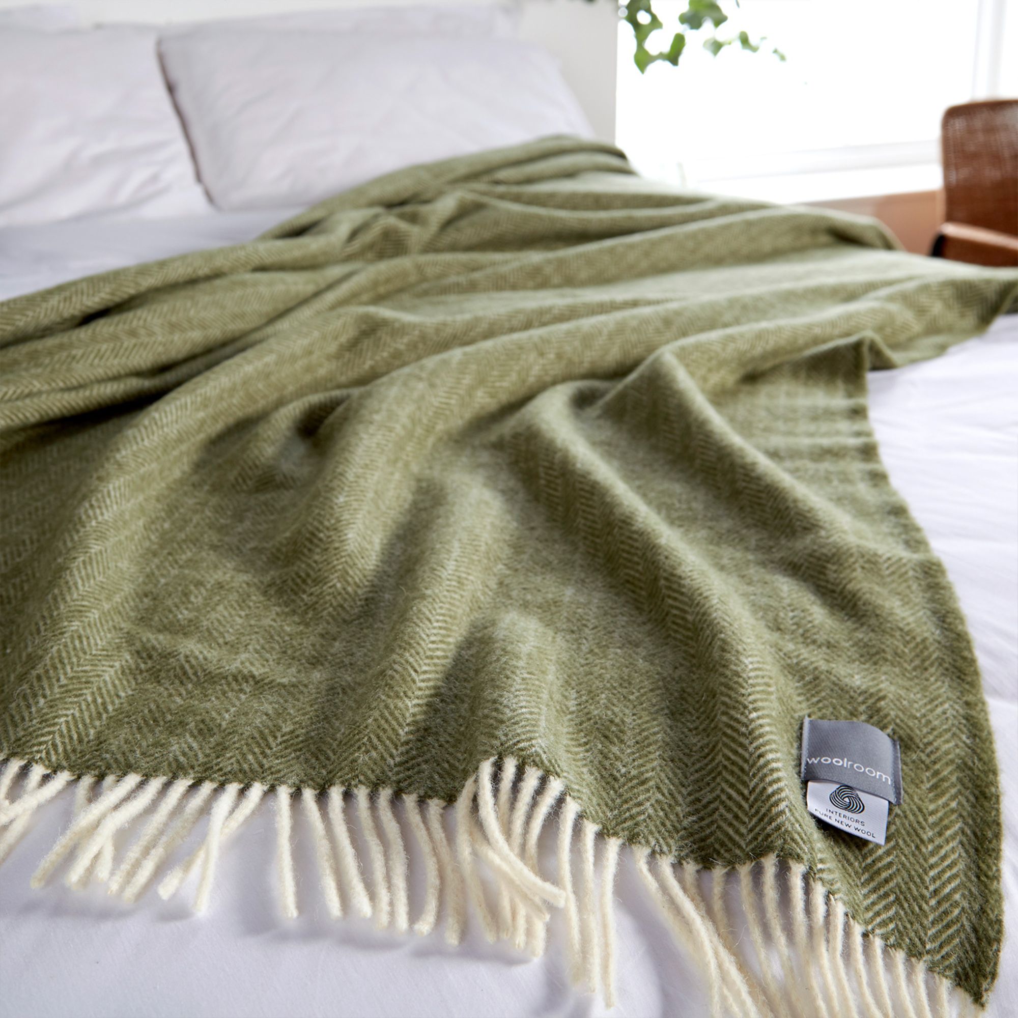 Product image of Chianti Wide Throw - Pine Green by Woolroom – premium bed blankets