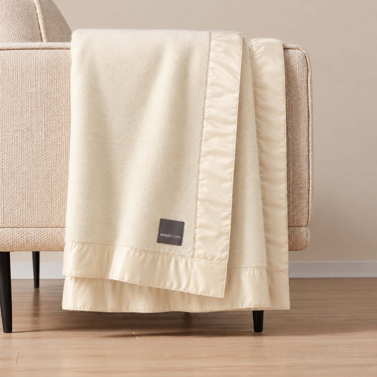 Wharfedale Lambswool Bed Blanket - Pearl