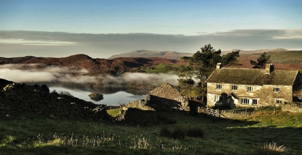 farm cottage in the mountains