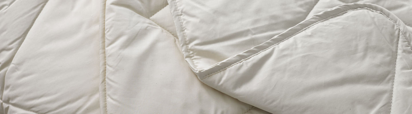 up close picture of woolroom duvet