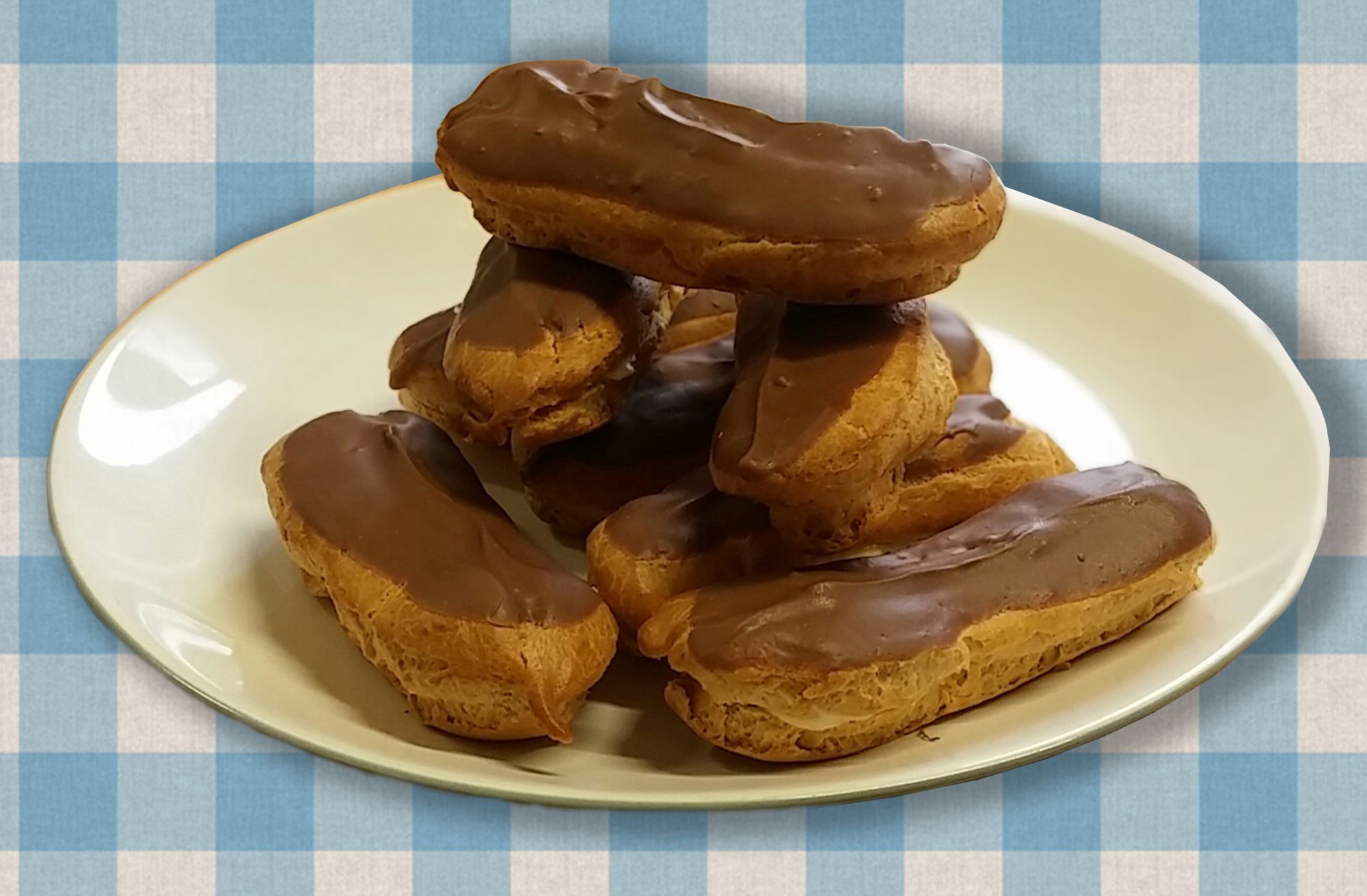 Mario's chocolate eclair