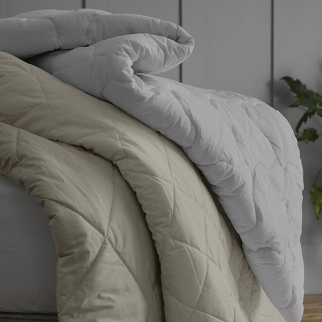 Wool Bedding | Natural Bedding | Woolroom Pure Wool Duvets | Luxury Lightweight