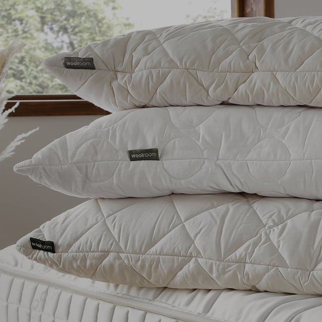 Wool Bedding | Natural Bedding | Woolroom Pillows, Duvets, Toppers & More | Dormeo UK