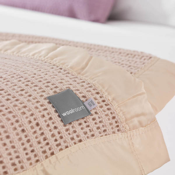 Ribblesdale Cellular Wool Bed Blanket - Mocha