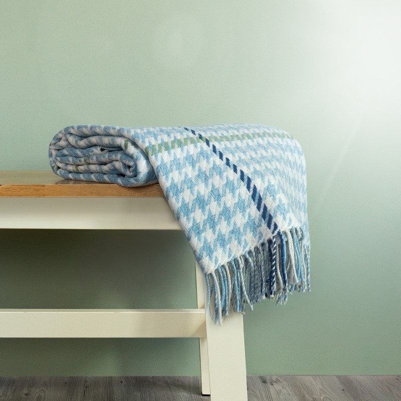 Carroglen Wool Throw - Opal