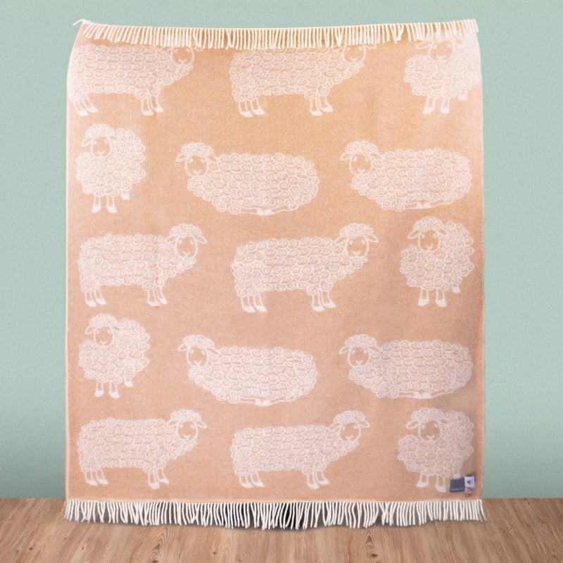 Wild and Wool Lamb Wool Throw - Latte