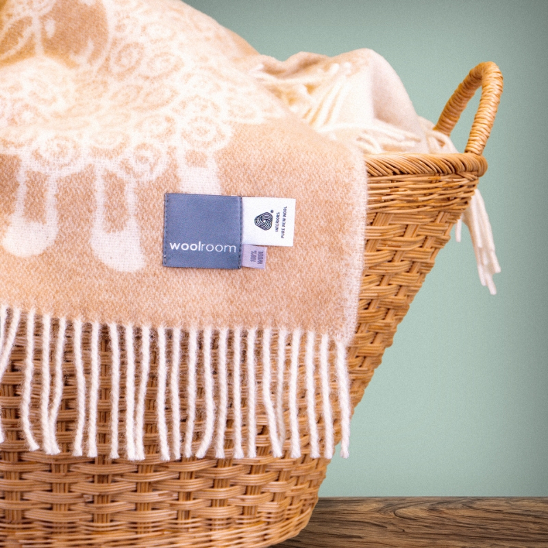 Wild and Wool Lamb Wool Throw - Latte