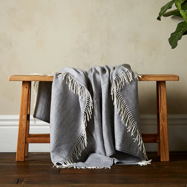 Woolroom Diamond Twill Throw - Grey