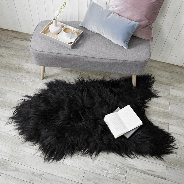 Icelandic Sheepskin Longwool Black
