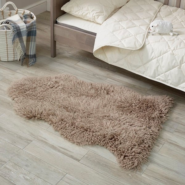 Sheepskin Longwool Curly Taupe