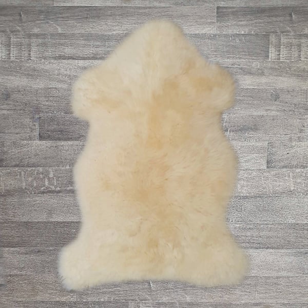 Single British Sheepskin - Buttercream - Large