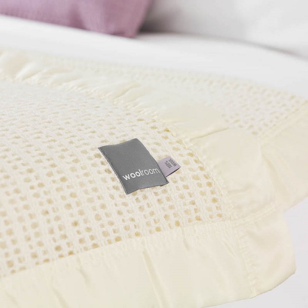 Ribblesdale Cellular Wool Bed Blanket - Pearl