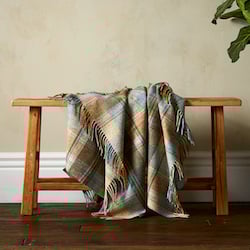 Woolroom Snowhill Shetland Throw - Eau De nil