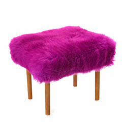 Ceri Baa Stool - Cerise