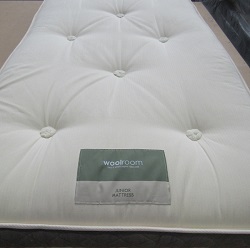 SLIGHT SECONDS: Junior Mattress 90x200cm