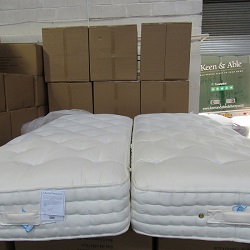 SLIGHT SECONDS: Cheviot 7000 Superking 180x200cm Regular Mattress Zip & Link