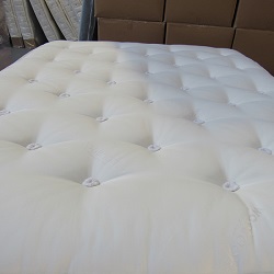 SLIGHT SECONDS: Herdwick 2500 Euro King 160x200cm Mattress